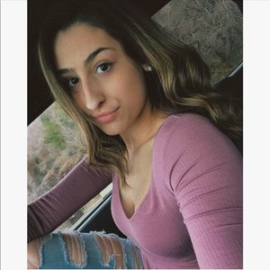 Meet your Posher, Elysia